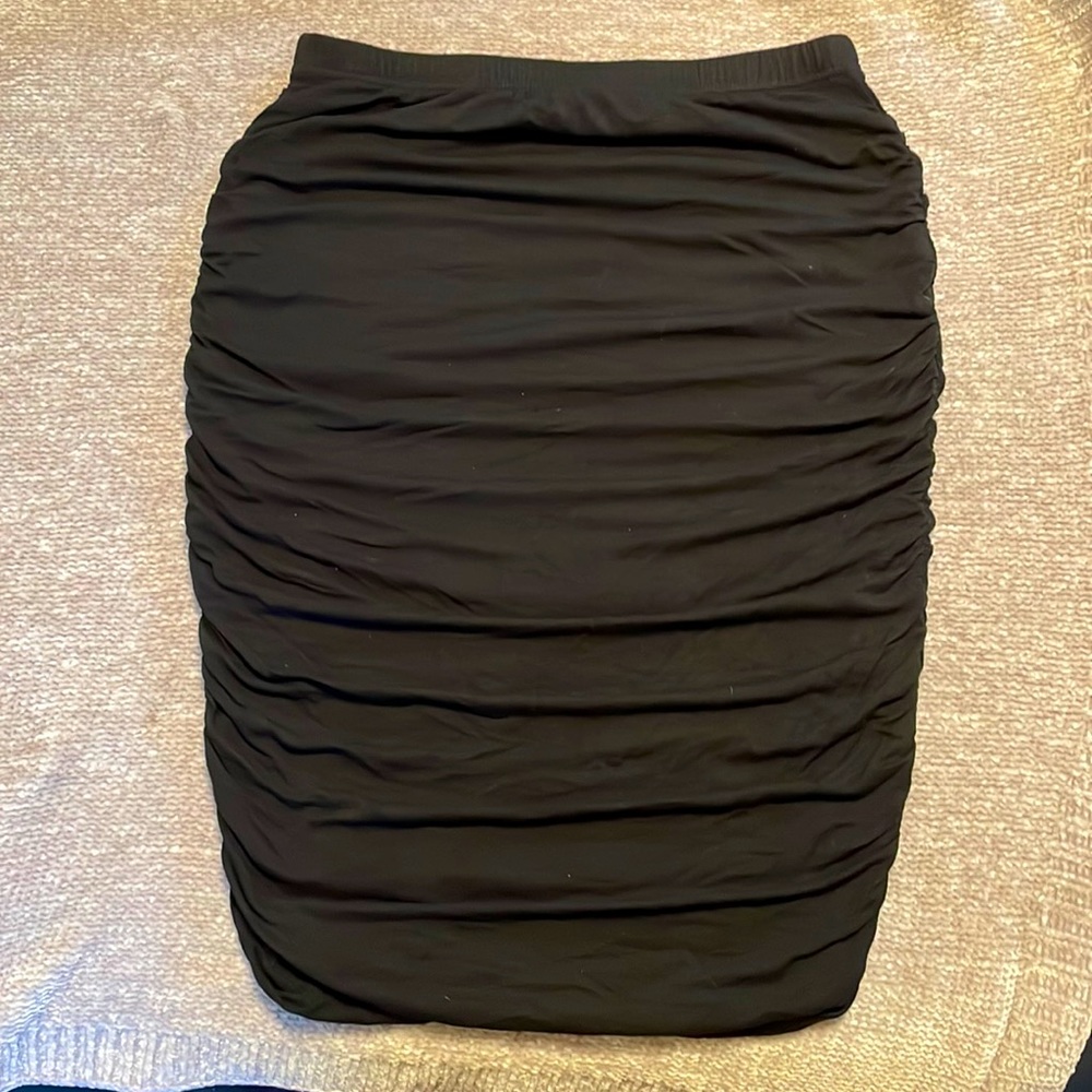 Vince Camuto ruched pencil skirt